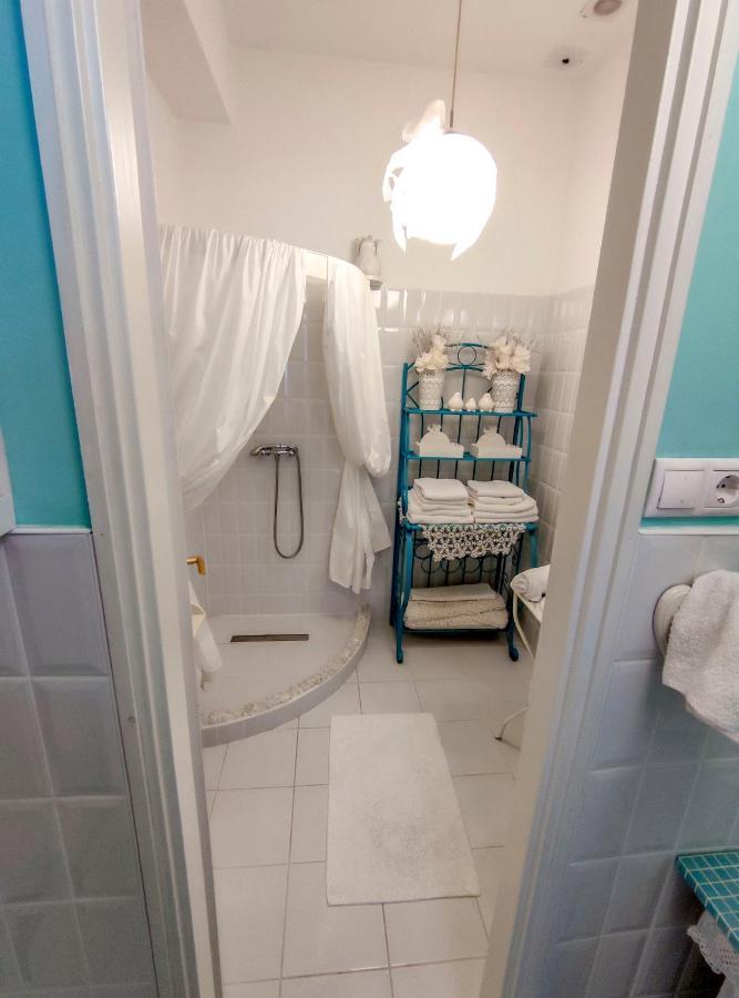 Feher Tulipan Apartman Hotell Debrecen Exteriör bild